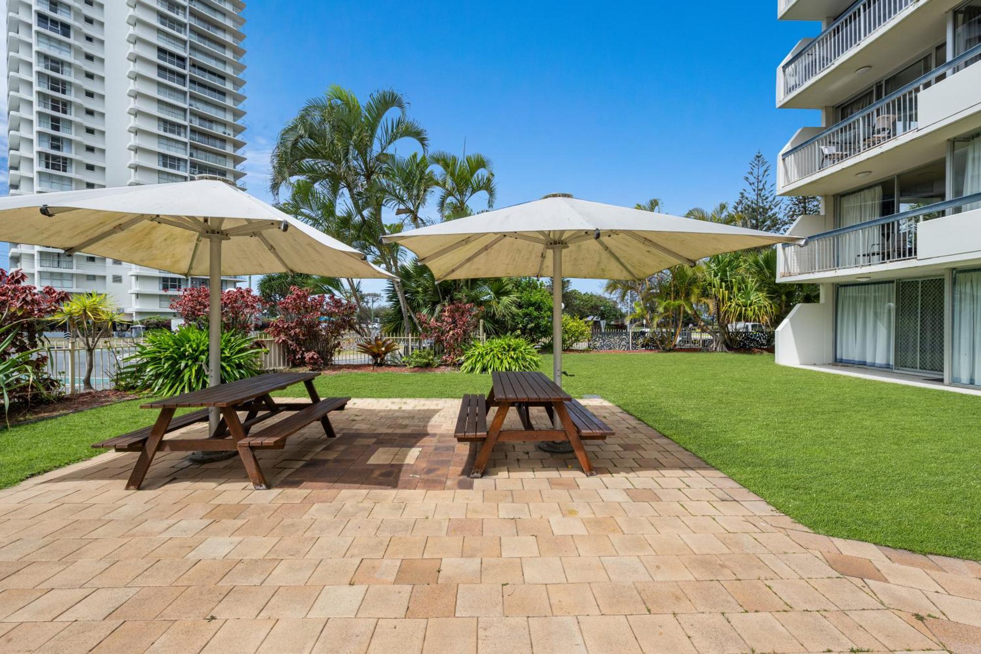Hi Ho Beach Apartments On Broadbeach Gold Coast Buitenkant foto