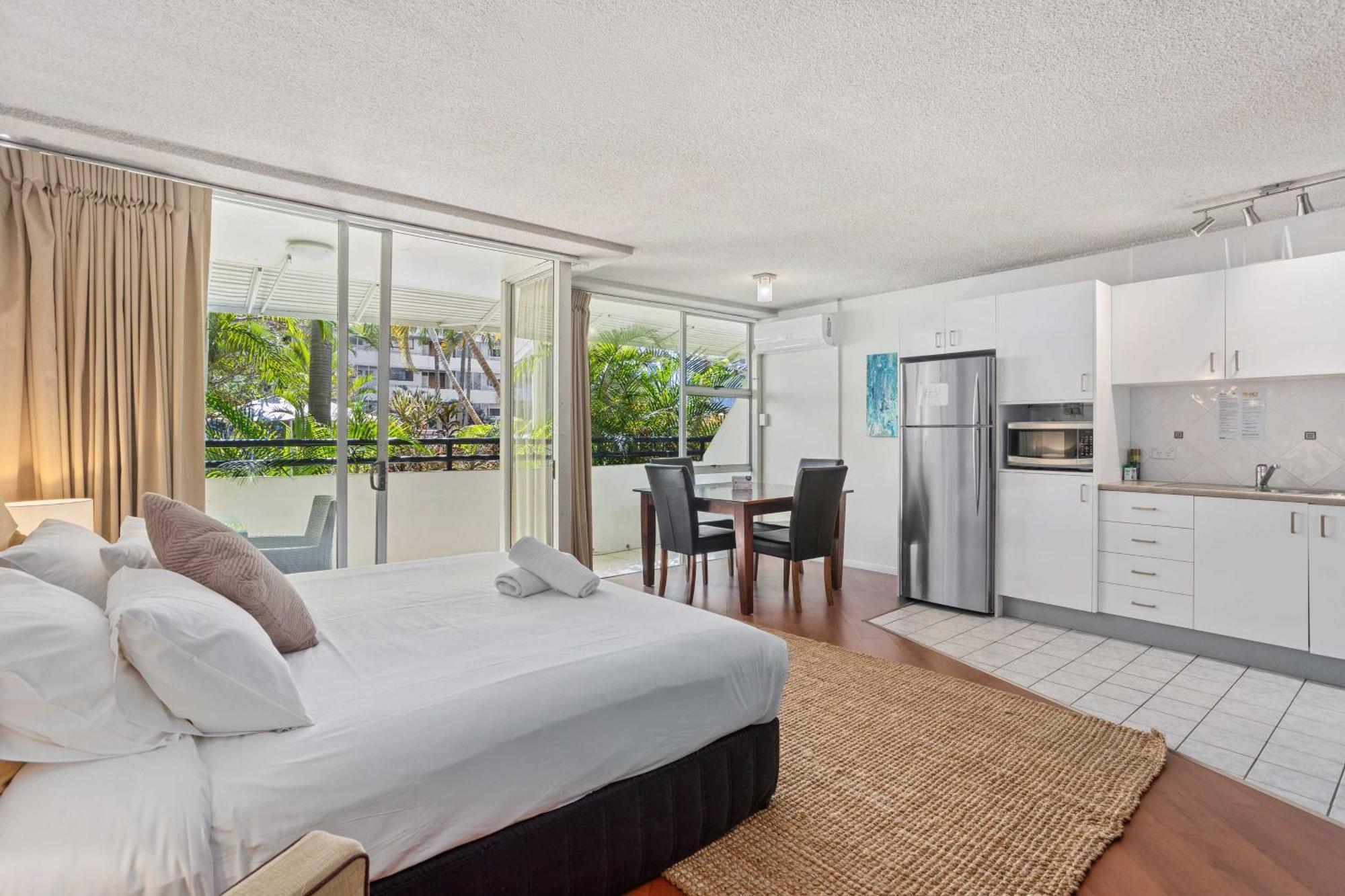 Hi Ho Beach Apartments On Broadbeach Gold Coast Buitenkant foto