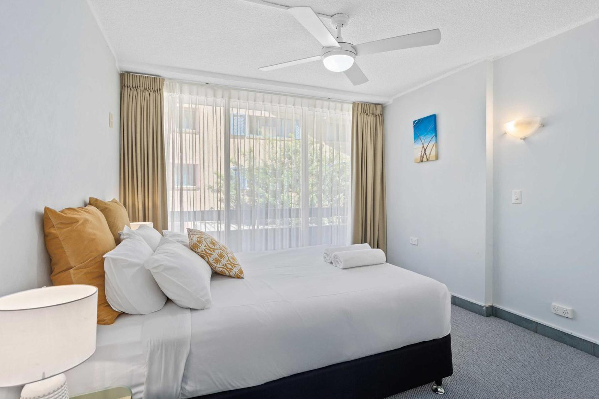 Hi Ho Beach Apartments On Broadbeach Gold Coast Buitenkant foto