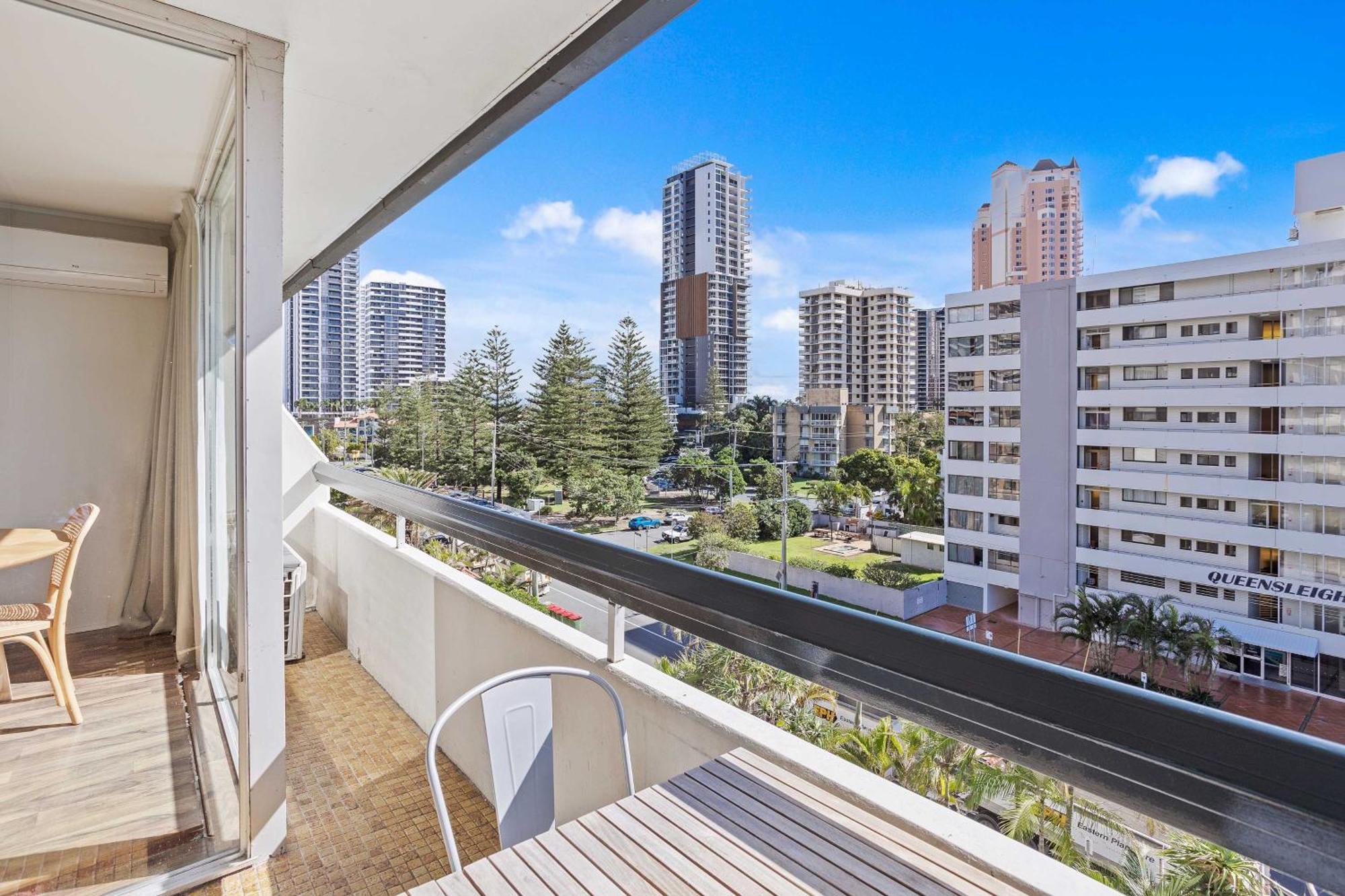 Hi Ho Beach Apartments On Broadbeach Gold Coast Buitenkant foto