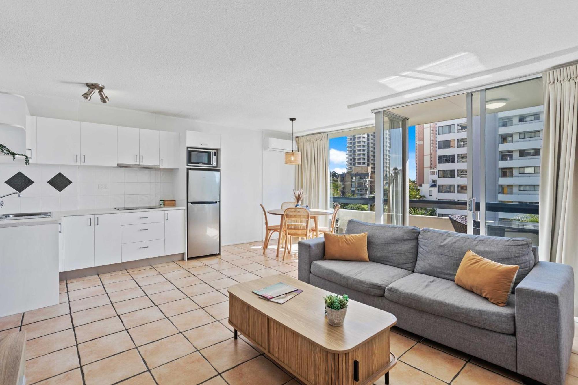 Hi Ho Beach Apartments On Broadbeach Gold Coast Buitenkant foto